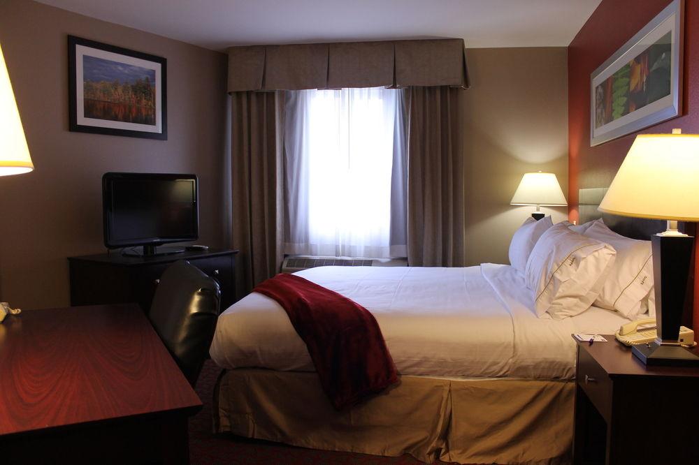 Holiday Inn Express & Suites Colorado Springs-Airport By Ihg Eksteriør bilde