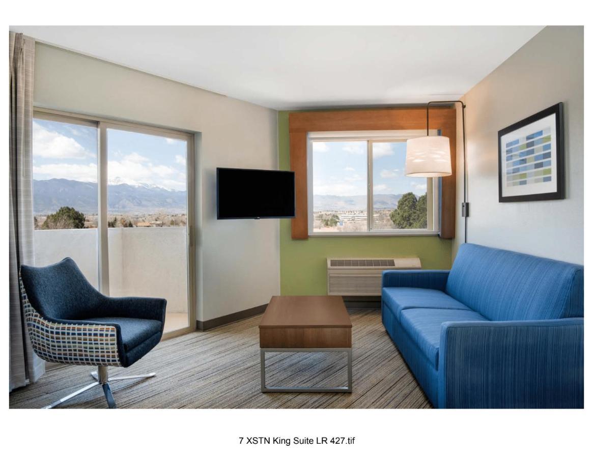 Holiday Inn Express & Suites Colorado Springs-Airport By Ihg Eksteriør bilde