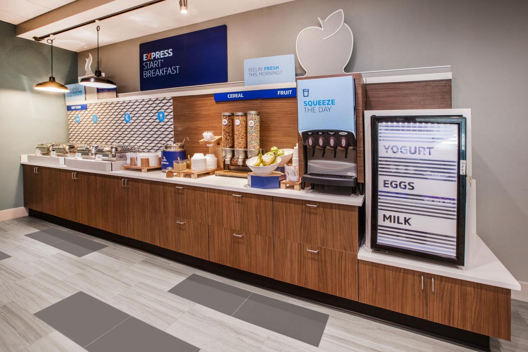 Holiday Inn Express & Suites Colorado Springs-Airport By Ihg Eksteriør bilde