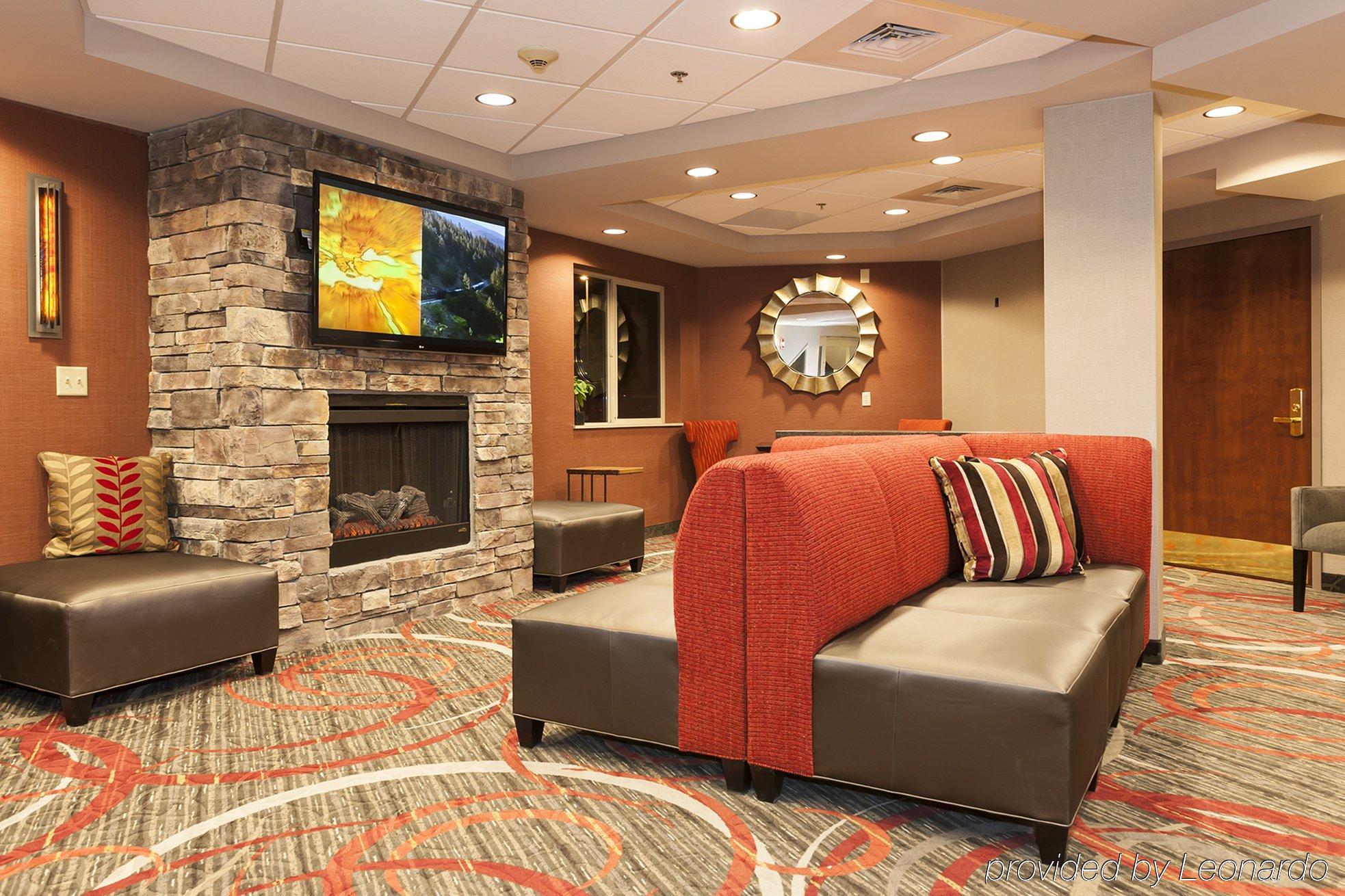 Holiday Inn Express & Suites Colorado Springs-Airport By Ihg Eksteriør bilde