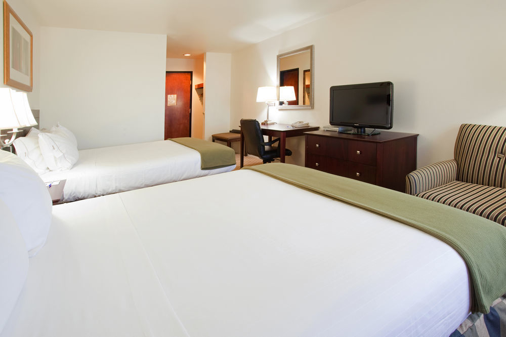 Holiday Inn Express & Suites Colorado Springs-Airport By Ihg Eksteriør bilde