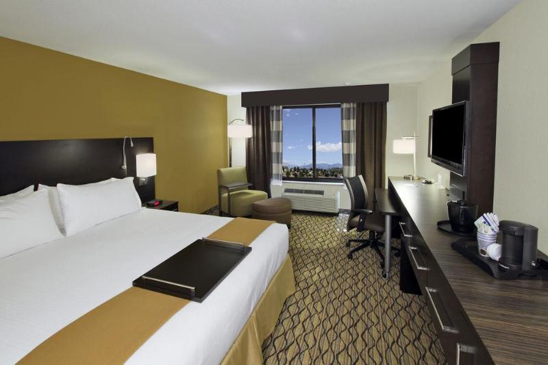Holiday Inn Express & Suites Colorado Springs-Airport By Ihg Eksteriør bilde