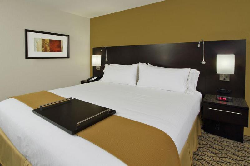 Holiday Inn Express & Suites Colorado Springs-Airport By Ihg Eksteriør bilde