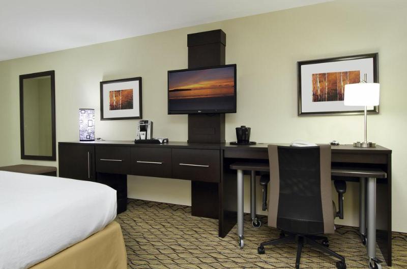 Holiday Inn Express & Suites Colorado Springs-Airport By Ihg Eksteriør bilde