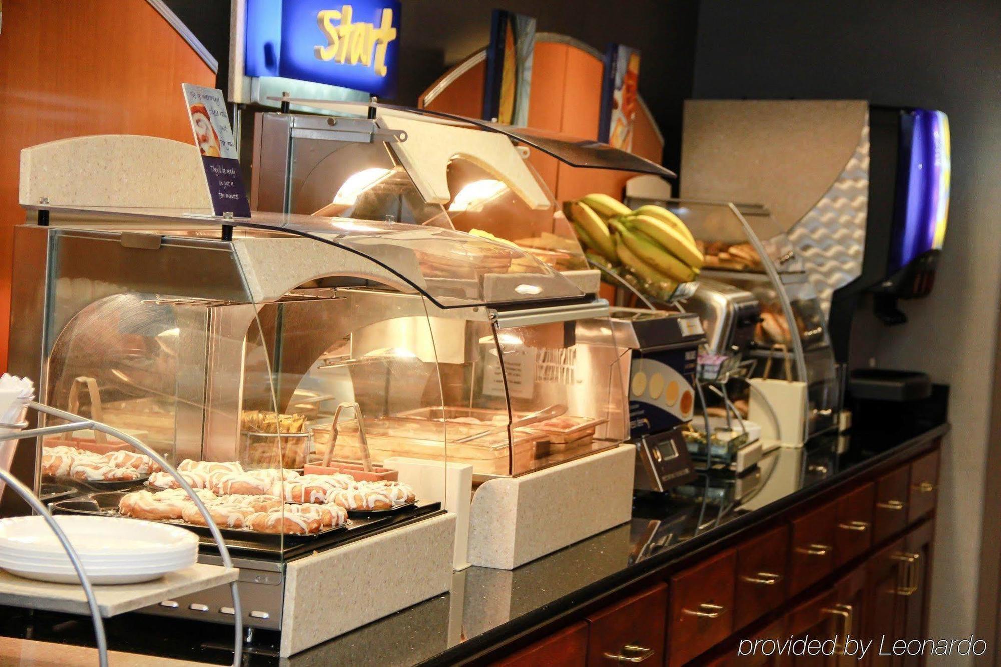 Holiday Inn Express & Suites Colorado Springs-Airport By Ihg Eksteriør bilde
